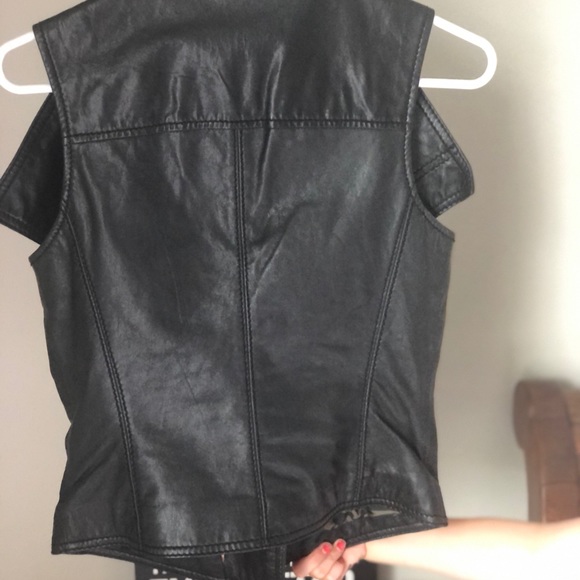 NWOT Genuine Leather Cropped Vest - Picture 3 of 4